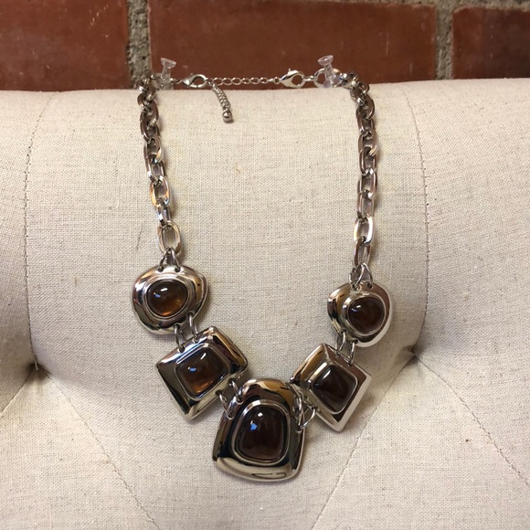 Jewelry - Amber and silver necklace